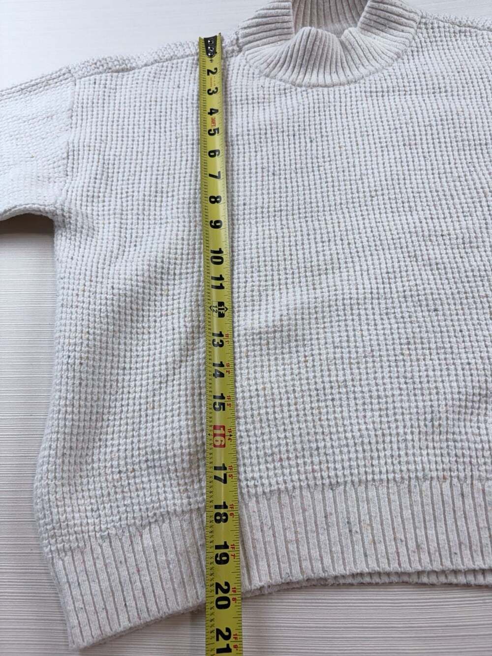 Old Navy XL (14-16) Cream Textured Waffle Knit Mock Neck Sweater - Picture 5 of 6